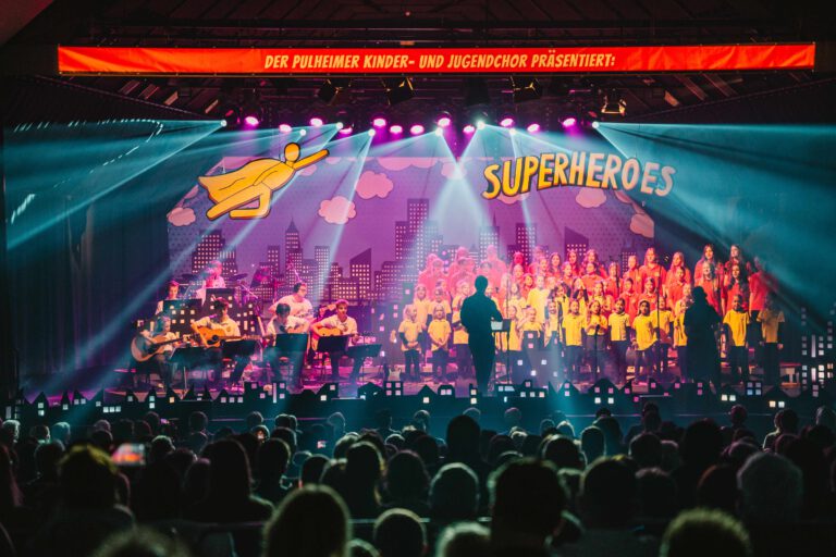 Superheroes – Geschichten von kleinen und großen Helden